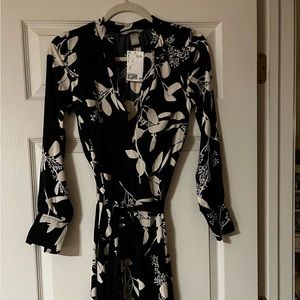 H&M Black & white Midi Dress
